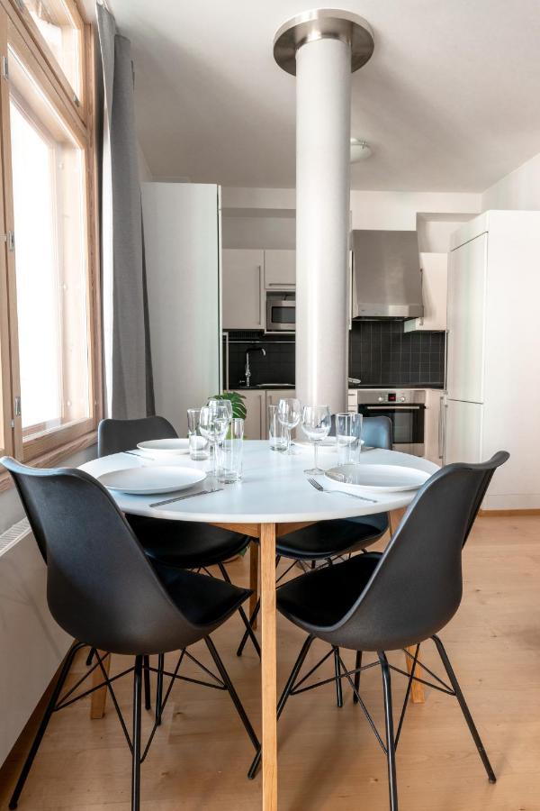 2Ndhomes Stylish 1Br Home With Balcony And Sauna In Kamppi Center Helsingfors Eksteriør bilde