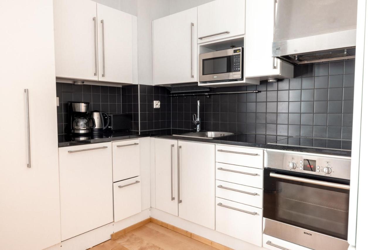 2Ndhomes Stylish 1Br Home With Balcony And Sauna In Kamppi Center Helsingfors Eksteriør bilde