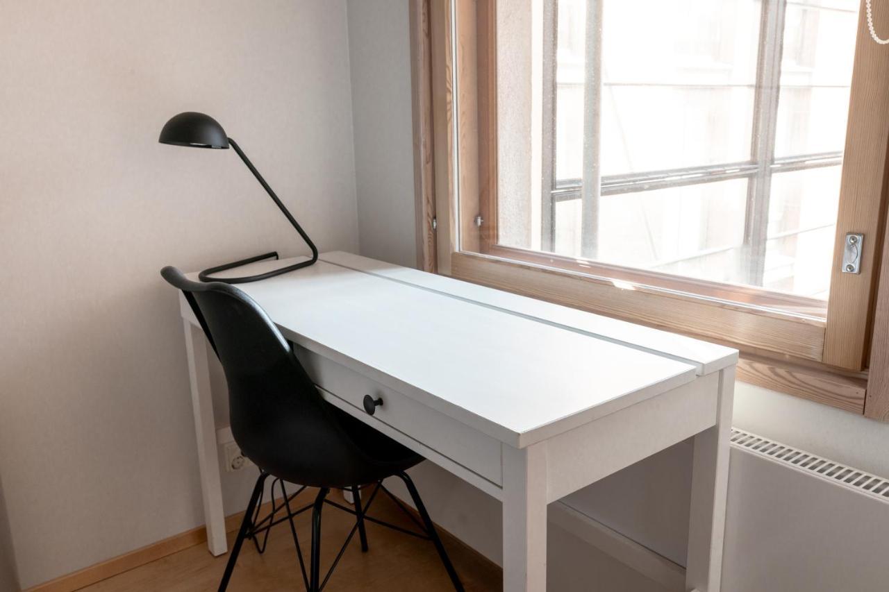 2Ndhomes Stylish 1Br Home With Balcony And Sauna In Kamppi Center Helsingfors Eksteriør bilde